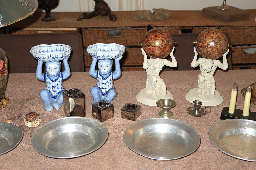 Antiguidades estátuas candeeiros vintage