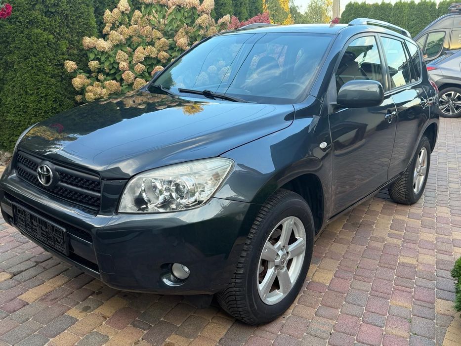 Toyota RAV-4