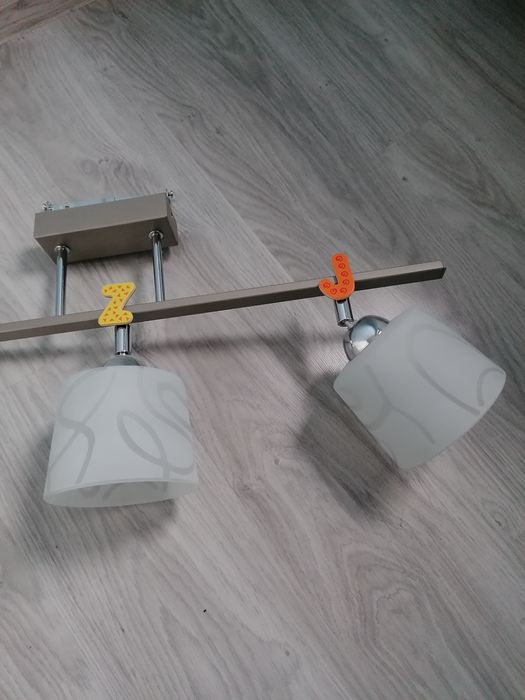 Lampa do pokoju dziecięgo