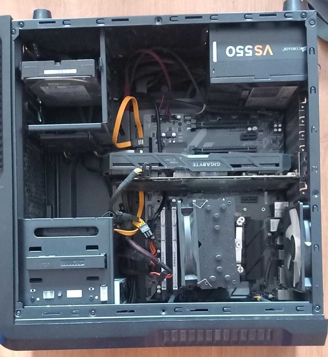 PC i5-8600K / GTX 1060 6GB / 16GB RAM / SSD+HDD / Win11