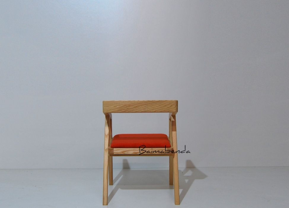 Cadeira Estilo Nórdico / Escandinavo / Retro Vintage
