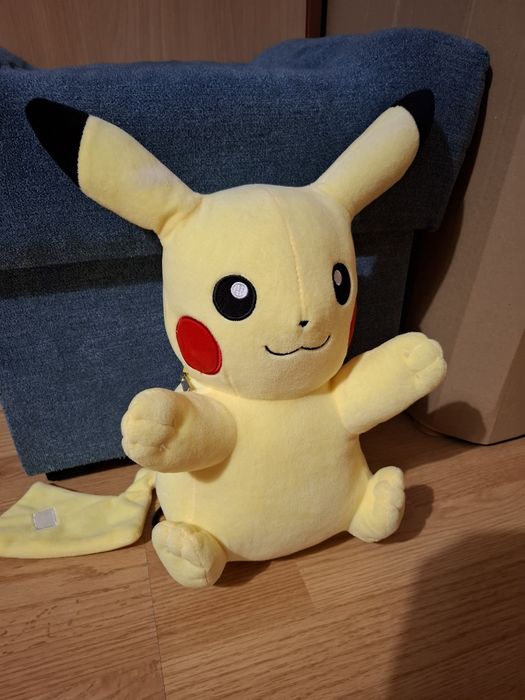 Pokemon Pikachu Pluszowy plecak maskotka 2w1  Pluszak