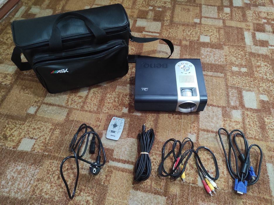 Продам DLP-проектор BENQ PB6200