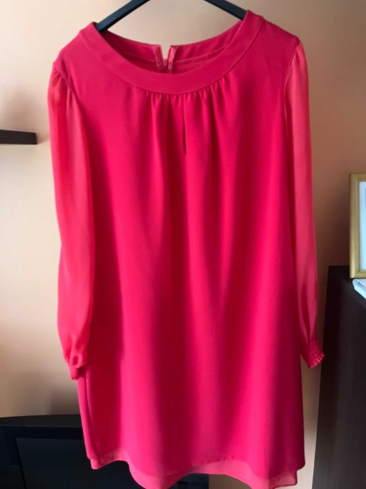 Elegancka sukienka różowa z długim rękawem, rozmiar 44