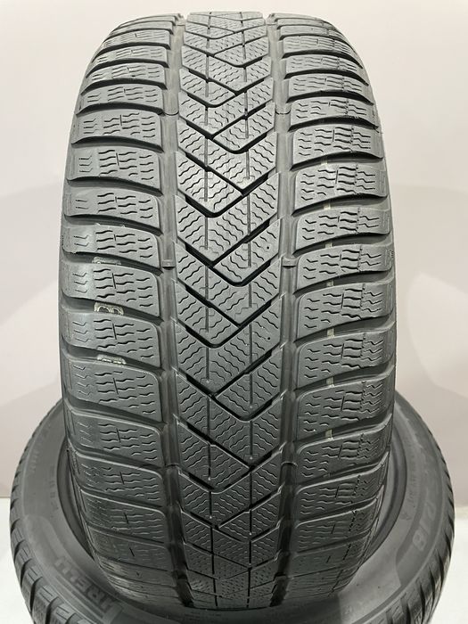 235/45 R18 Pirelli Winter SottoZero 3