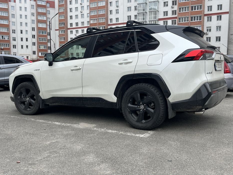 Повні комплекти поперечини Thule 9596 WingBar edge