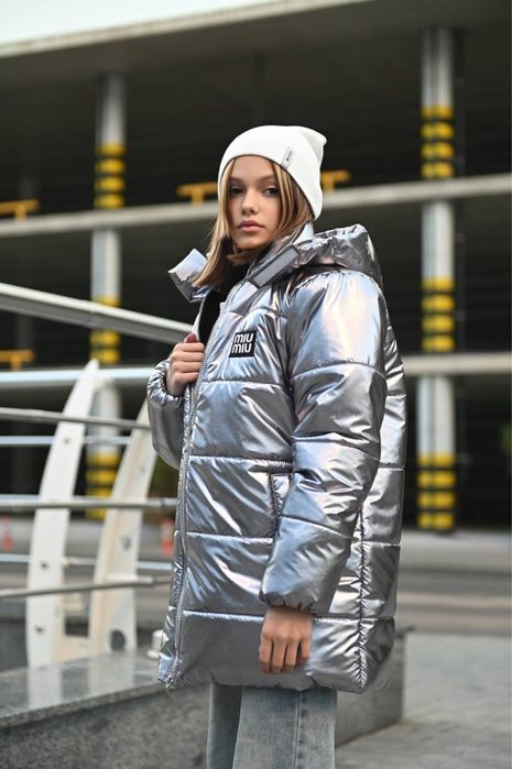 Зимова куртка пуховик на дівчинку 146 152 158 164 170 чорний металік