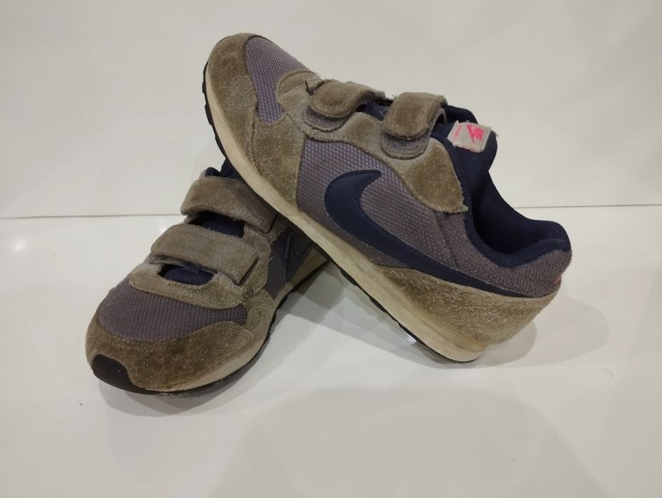 Nike Sneakers - Size 33