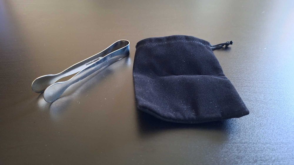 Conjunto de Pedras para Whisky com Caixa de Madeira e Pinça *Novo*
