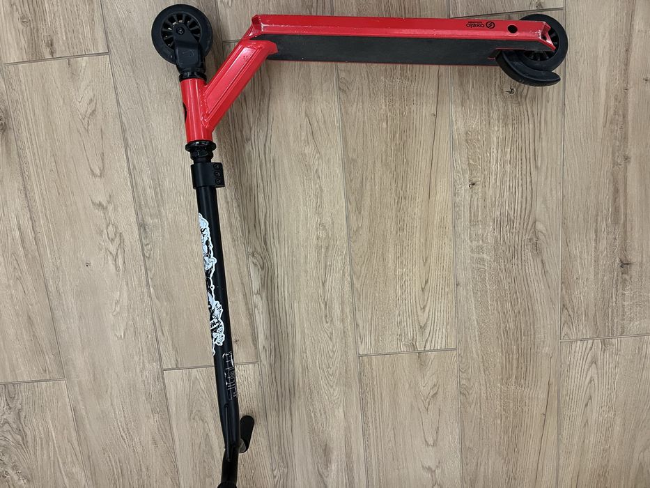 Hulajnoga oxelo czerwona