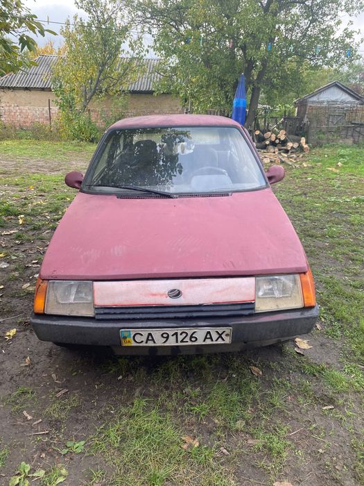 Заз-1102 Таврия продам срочно