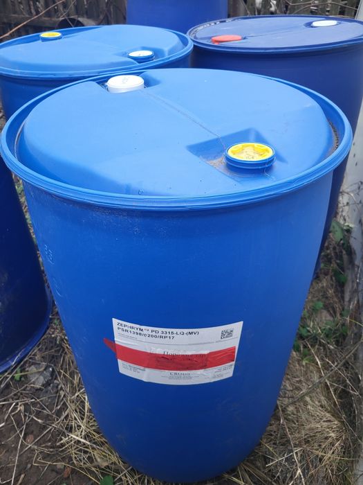 Єврокуб і бочки пластикові