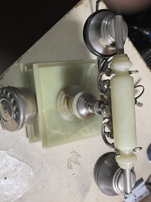 Telefone muito antigo