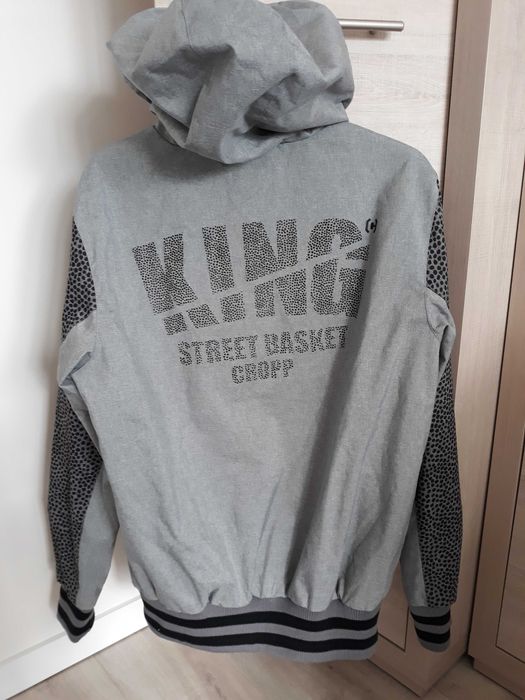 Kurtka sportowa cropp king street basket NBA. Jordan.James,Durant.