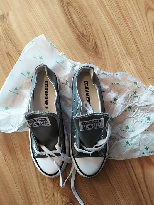 Nowe trampki Converse, szare, r. 35