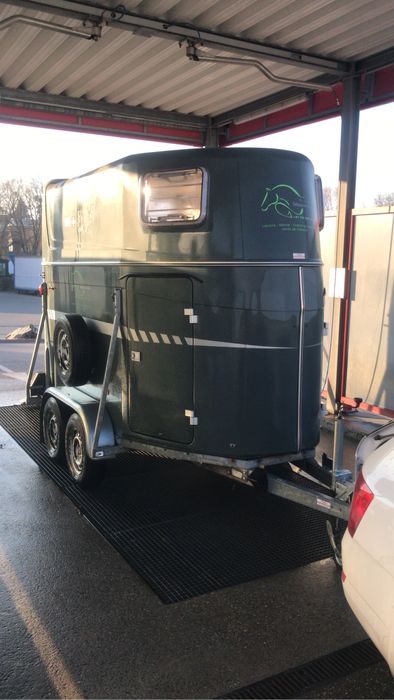 Reboque / Atrelado de Cavalos Duplo