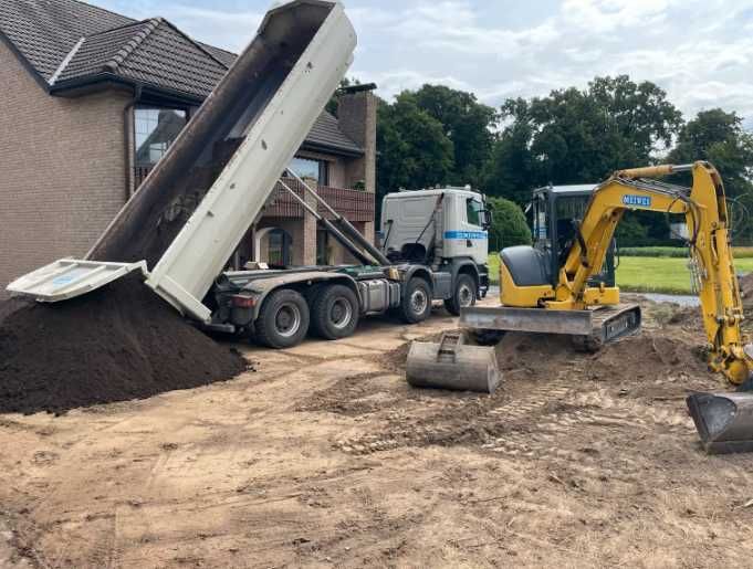 Czarnoziem Ziemia Dostawa Ogrodowa Siana Humus trawnik Kompost Koparka
