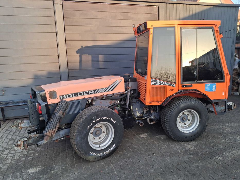 Traktor Holder 9700H nośnik narzędzi 4 cylindry 70KM Hydrostat 4x4