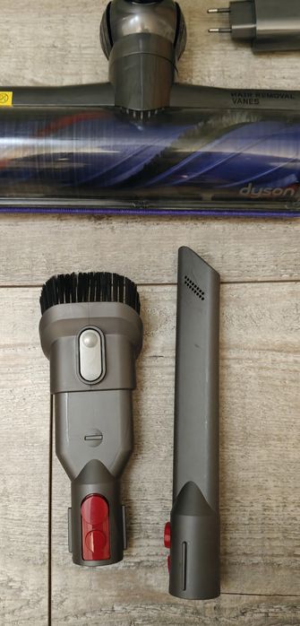Odkurzacz pionowy Dyson V8 Advanced