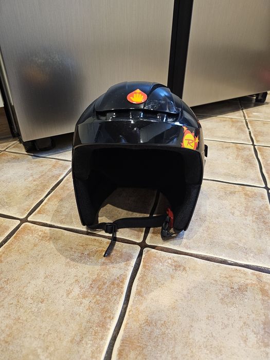 Kask ochronny narciarski