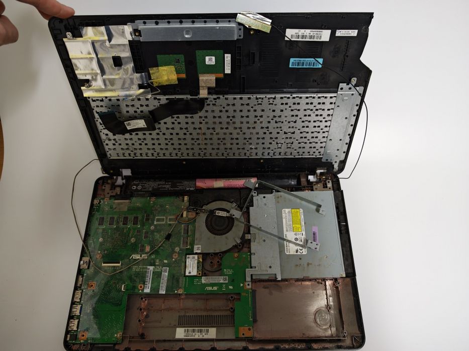 Asus x540S (на деталі)(мат. плата неробоча)