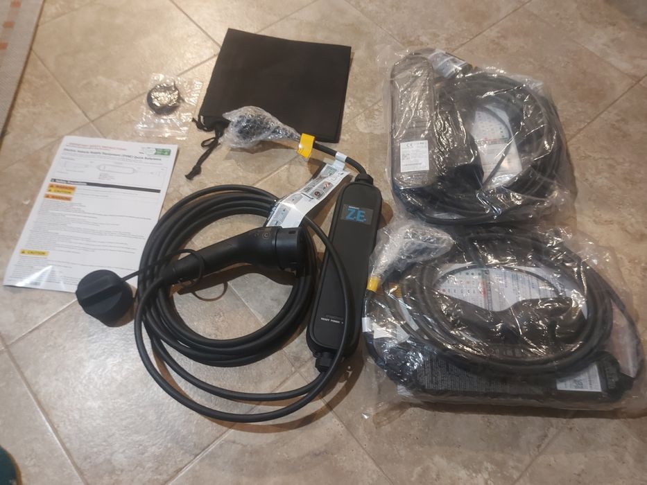 Зарядне зарядка 10/16A Zoe Renault kangoo Megane Nissan nv200 Leaf