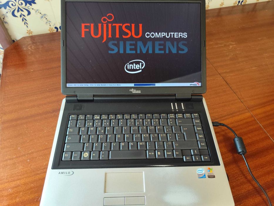 Computador Amilo Pi