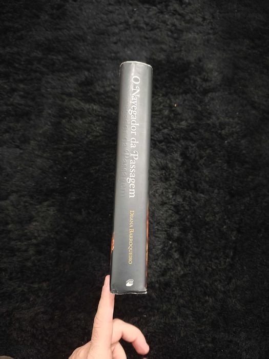 Livro "O Navegador da Passagem" - Deana Barroqueiro