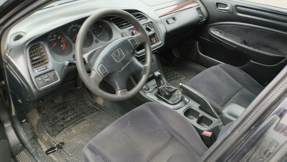 Honda Accord 1999r, 1.8 Pb - na części.