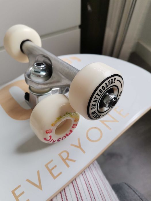 Rodas de skate novas