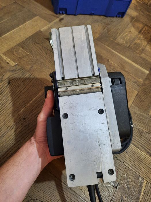 Електричний рубанок Berner BP 40-82 C,(Bosch),850вт,82мм в кейсі