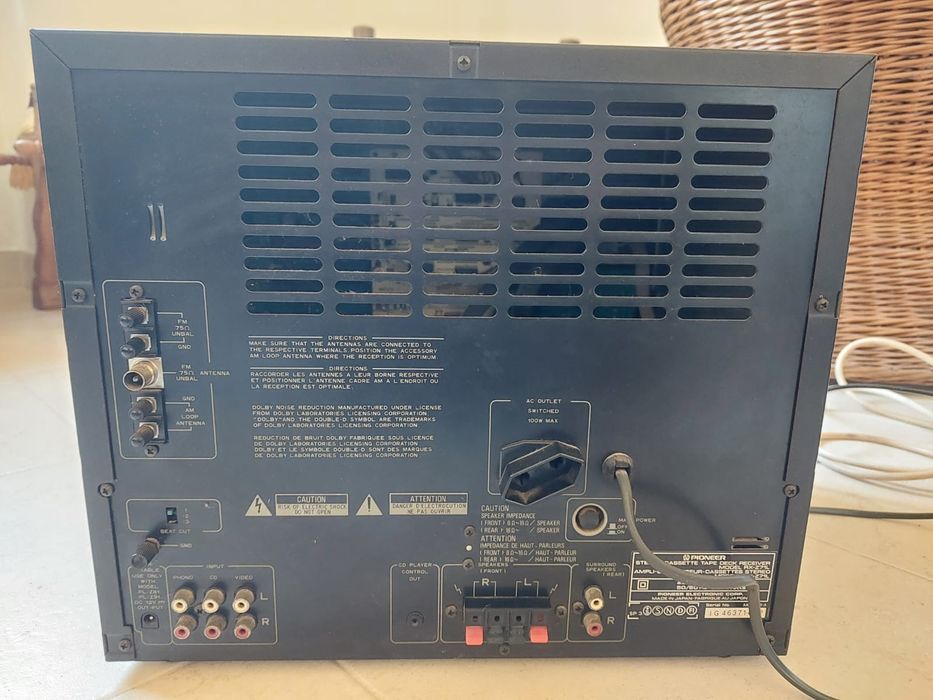 Aparelhagem Pioneer com colunas