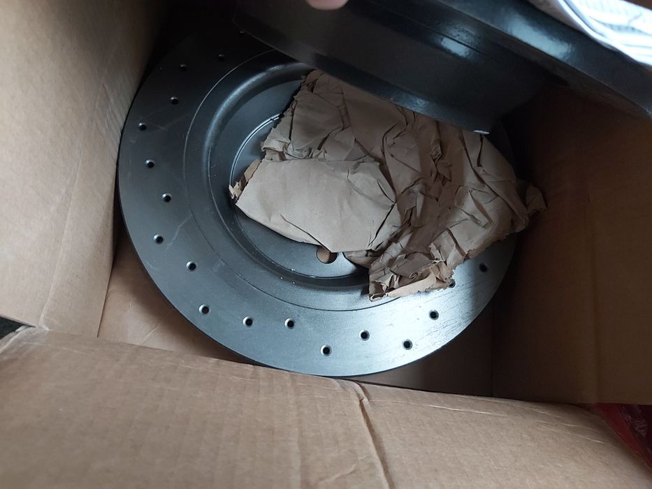 Discos de travão perfurado Brembo Xtra