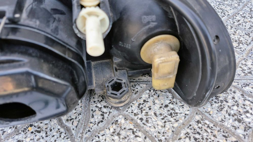 AUDI A4 B5(8D)-ÓTICA/FAROL ORIGINAL VALEO RIGOROSAMENTE NOVO*