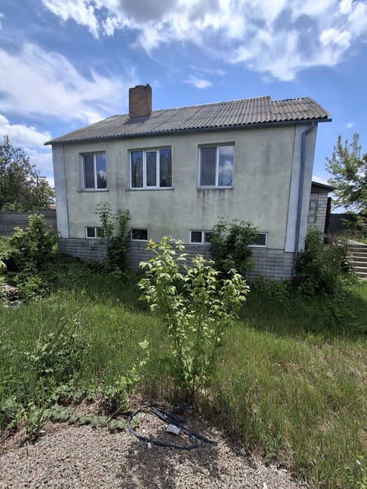 Продається будинок в с. Рожівка.