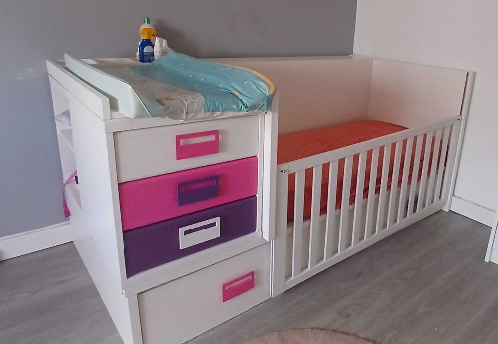 Quarto de bebé completo + 2 colchões | Venda Urgente.