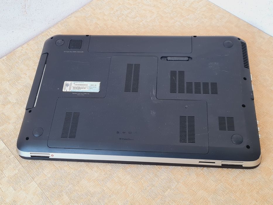 17,3 Hp Dv7 i5-2410m/озу 8гб/HDD 500гб/Radeon 6700m-2гб/Ноутбук