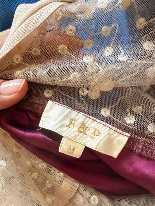 Вечірня сукня розмір М