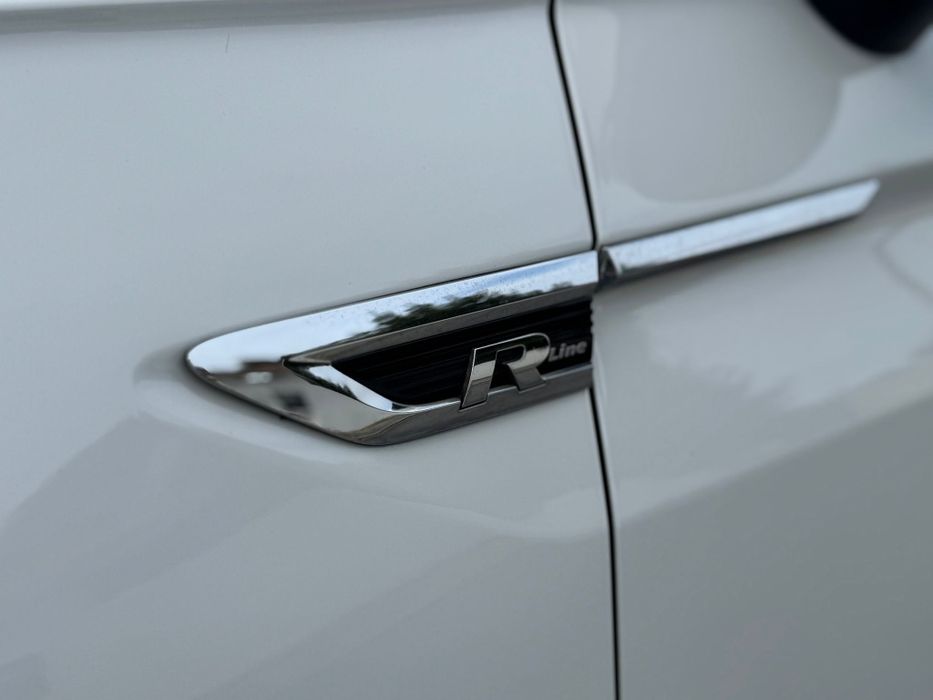 Volkswagen Tiguan R-Line 2.0TDi CR