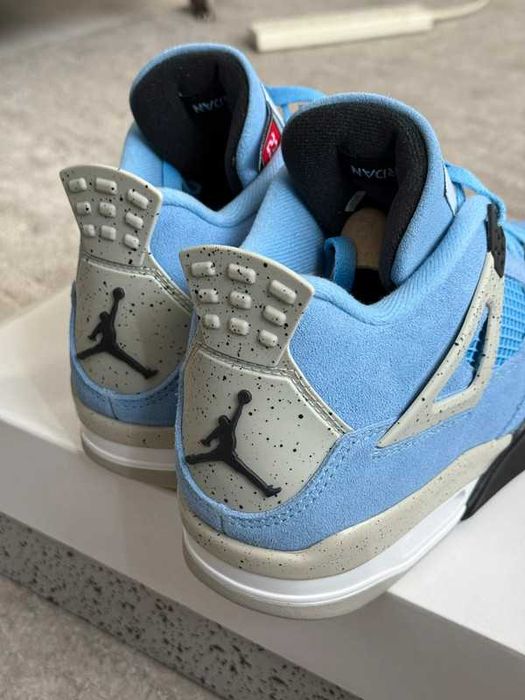 アウトドア寝具 Nike Air Jordan 4 \"University Blue\" アウトドア寝具 Nike Air Jordan 4 