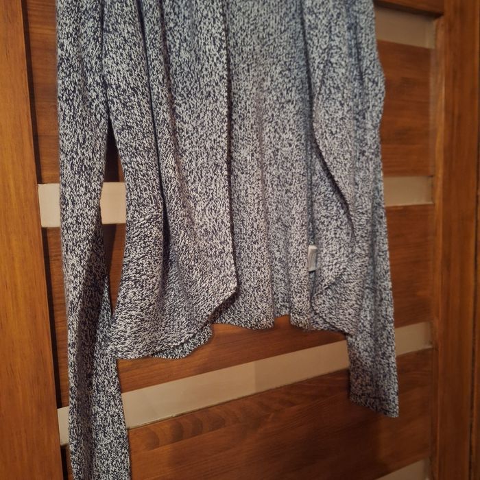 Sweterek damski H&M Basic rozm.XS stan bardzo dobry