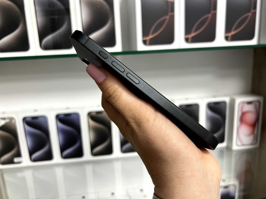 iPhone 16 е 256 Gb Neverlock / Магазин + Гарантія