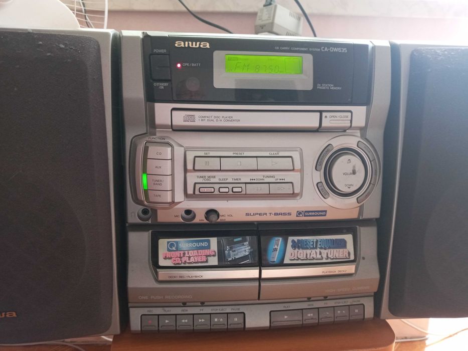 Продам музыкальный центр Aiwa