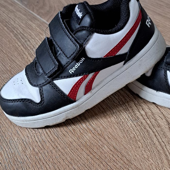 Buty sportowe adidasy reebok rozmiar  25,5 chłopiec