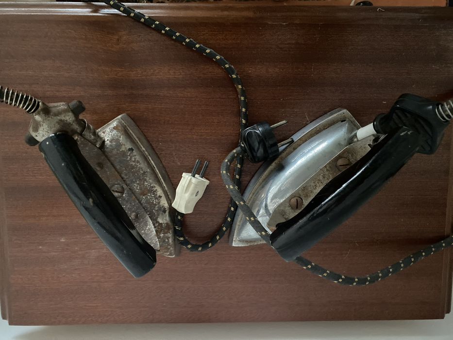2 ferros engomar vintage