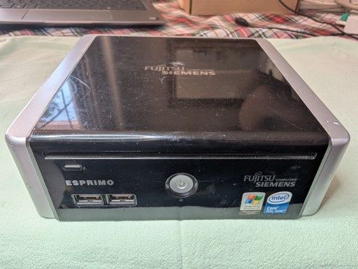 Mini PC Fujitsu Siemens Esprimo MP945