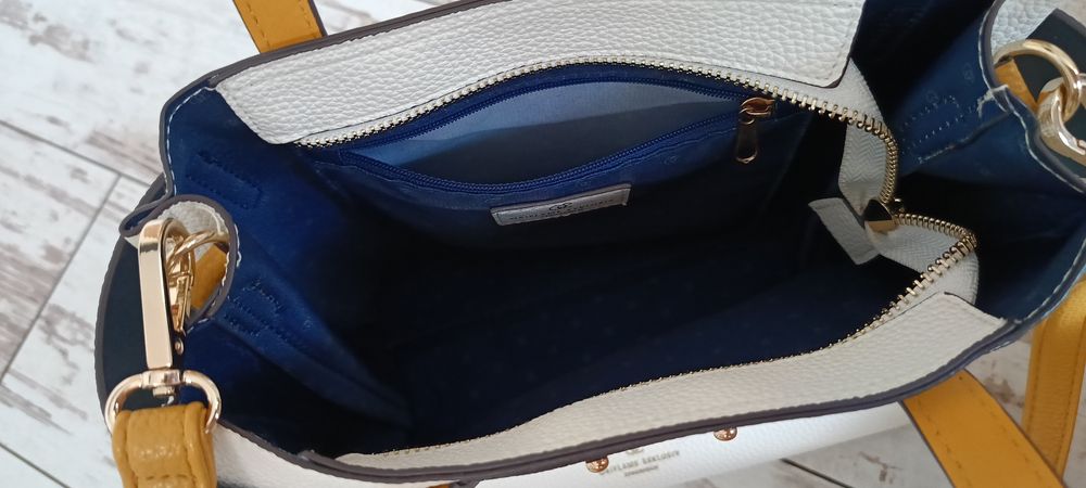 Torebka na ramię biała