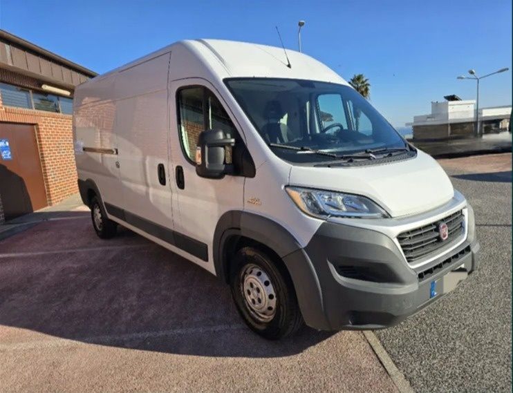 Van rental with driver480445266994155521