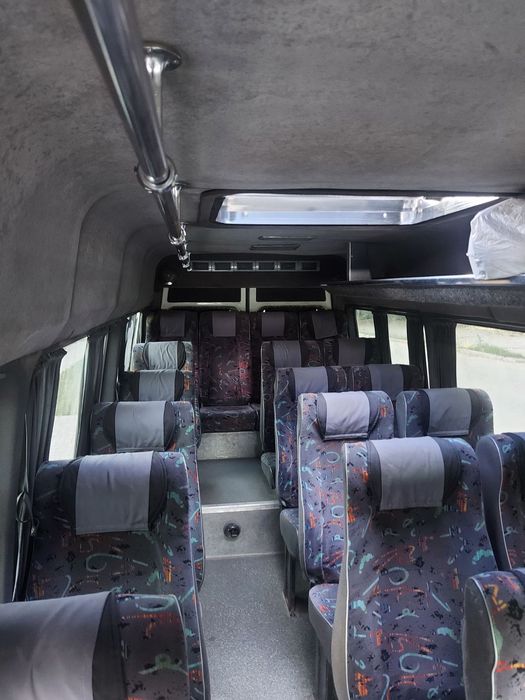 Заказ автобусів та мікроавтобусів