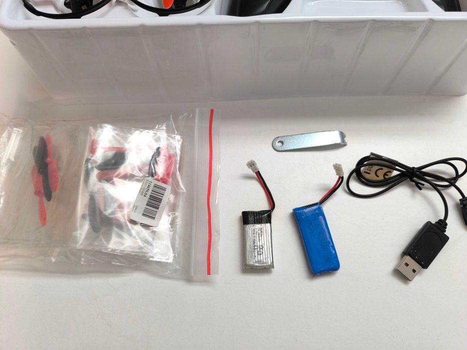 Quadcopter Hubsan X4 (modelo H107C)